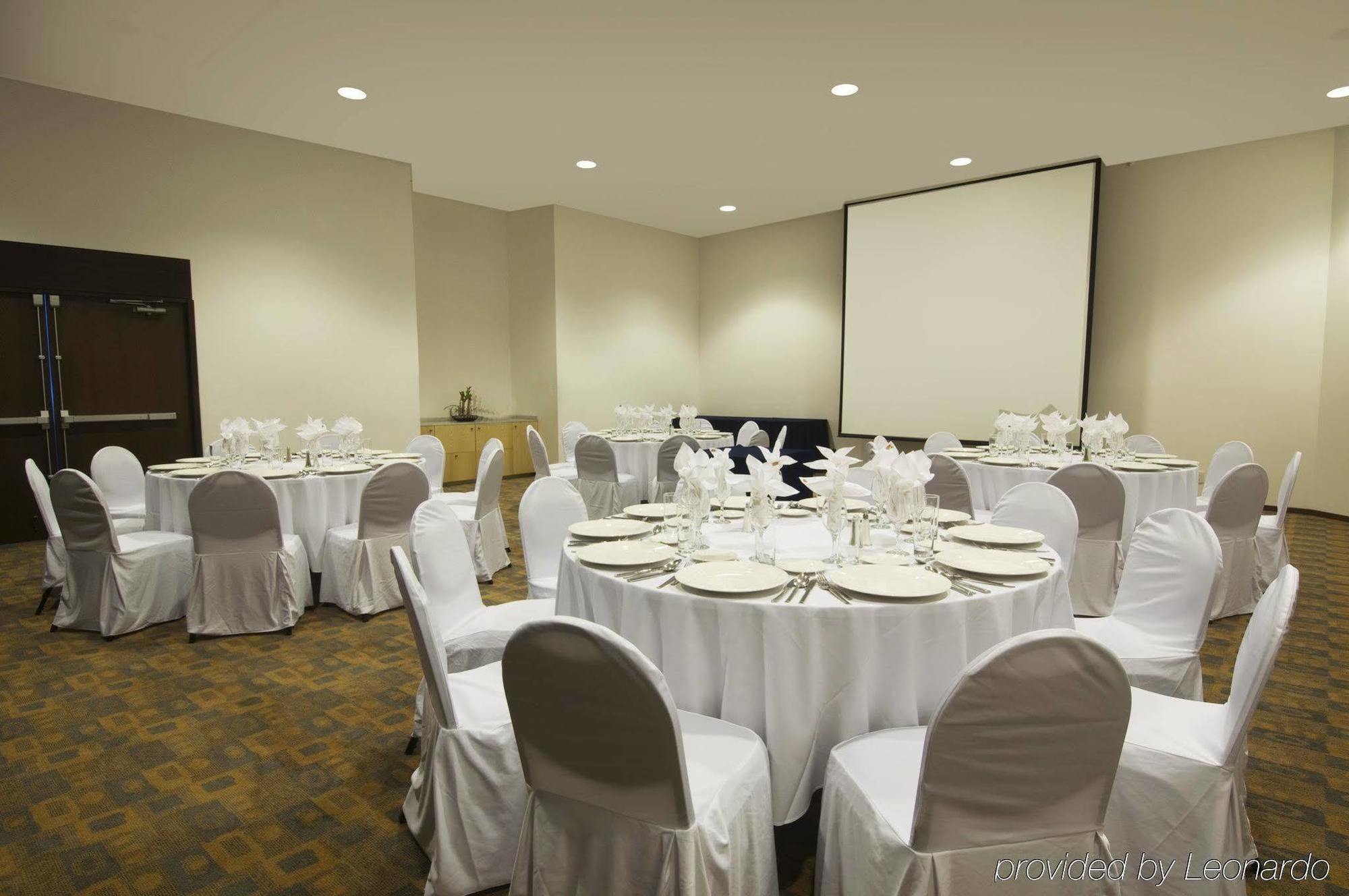 מקסיקו סיטי Fiesta Inn Insurgentes Sur עסק תמונה