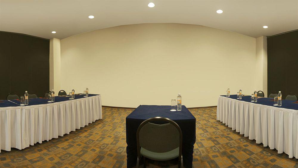 מקסיקו סיטי Fiesta Inn Insurgentes Sur מראה חיצוני תמונה